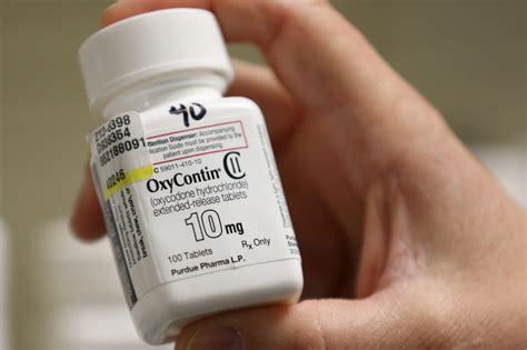 Judge clears Purdue Pharma opioid settlement